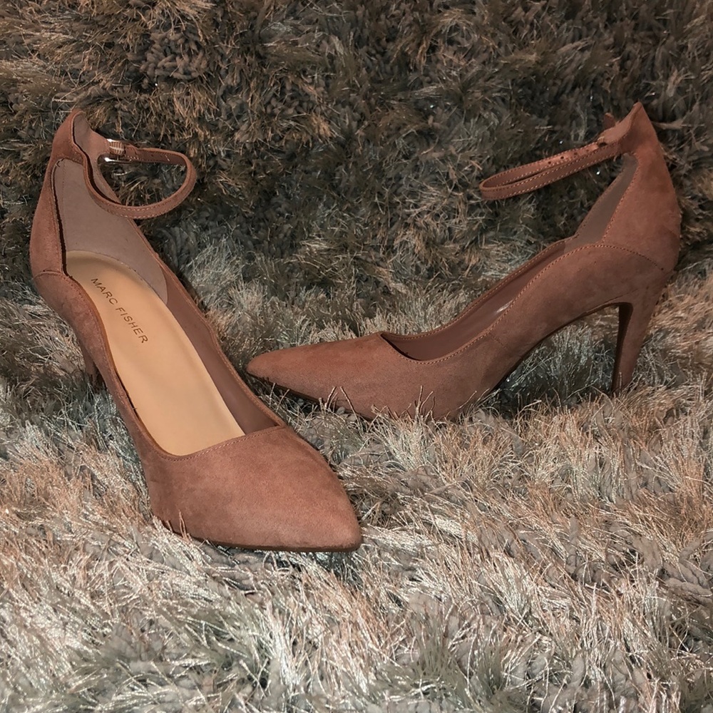 Marc Fisher suede heels